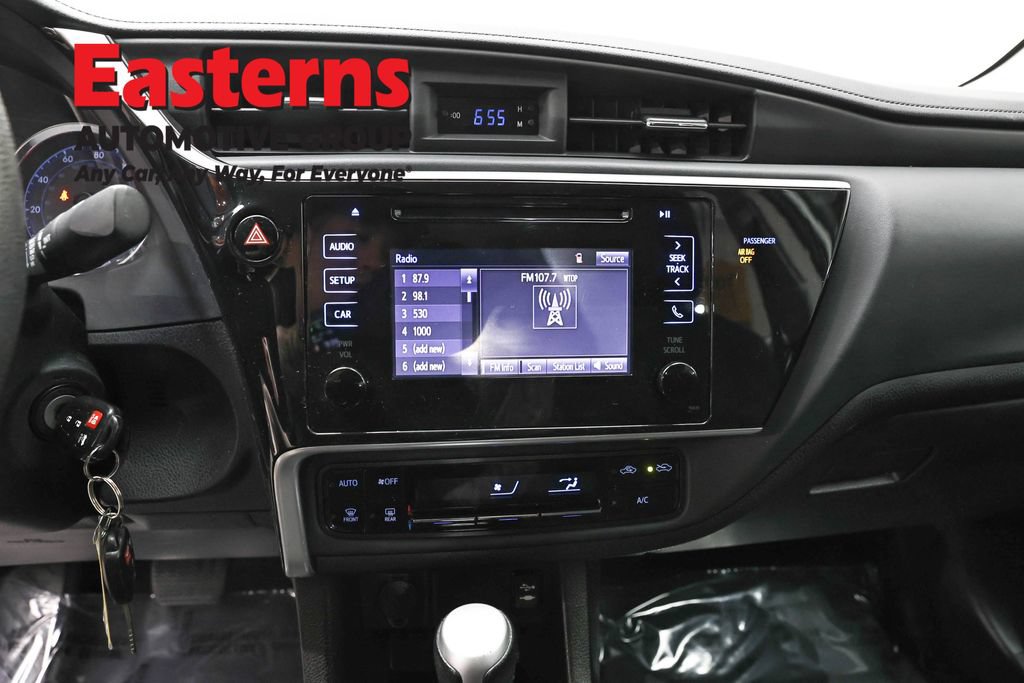 Used 2019 Toyota Corolla LE FWD image 12