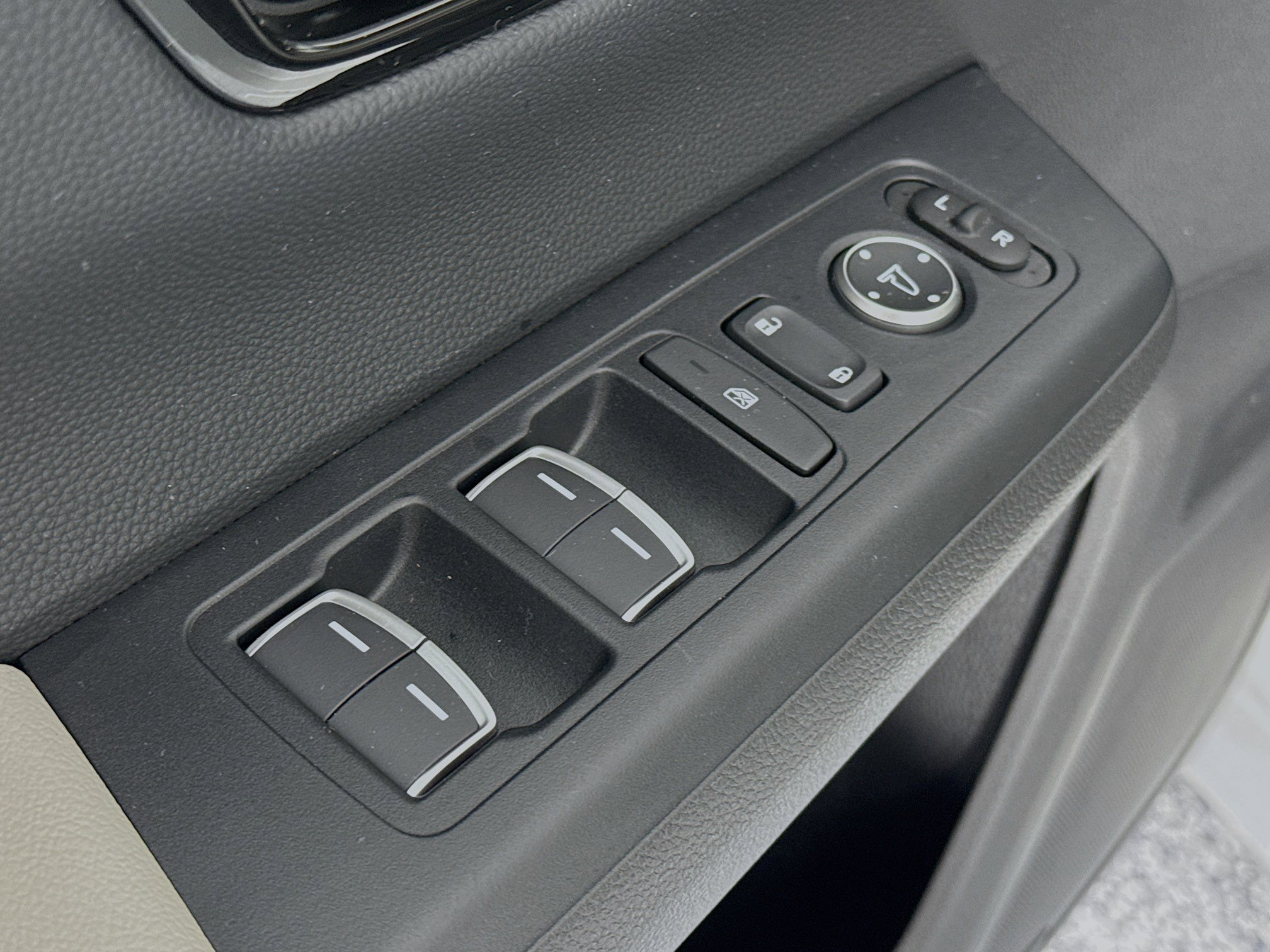 Certified 2024 Honda CR-V EX-L image 17