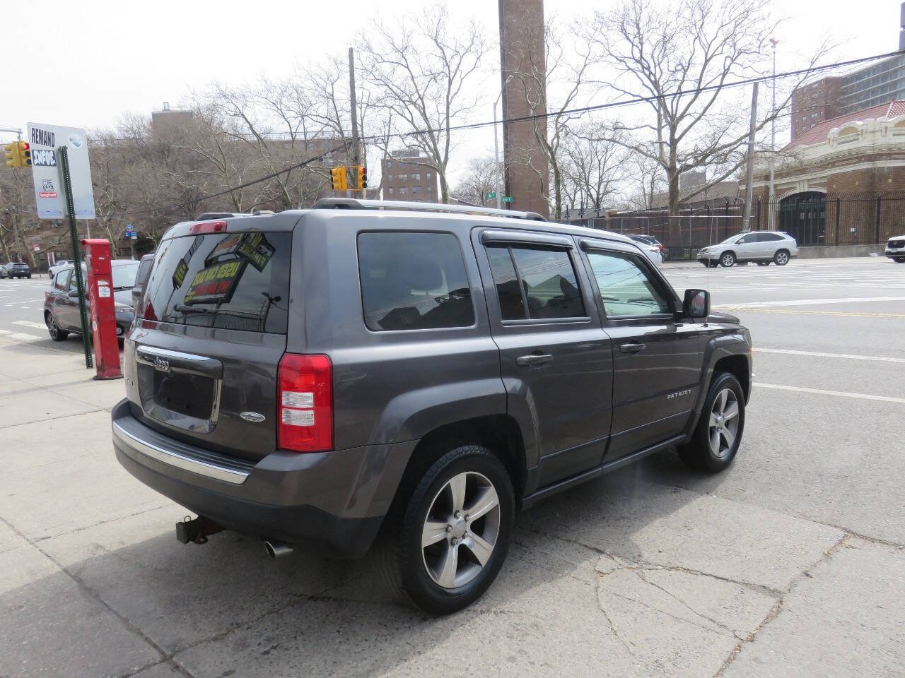 Used 2016 Jeep Patriot High Altitude AWD/4WD image 4
