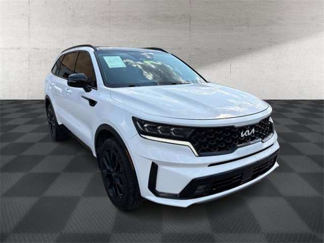 Certified 2022 Kia Sorento SX
