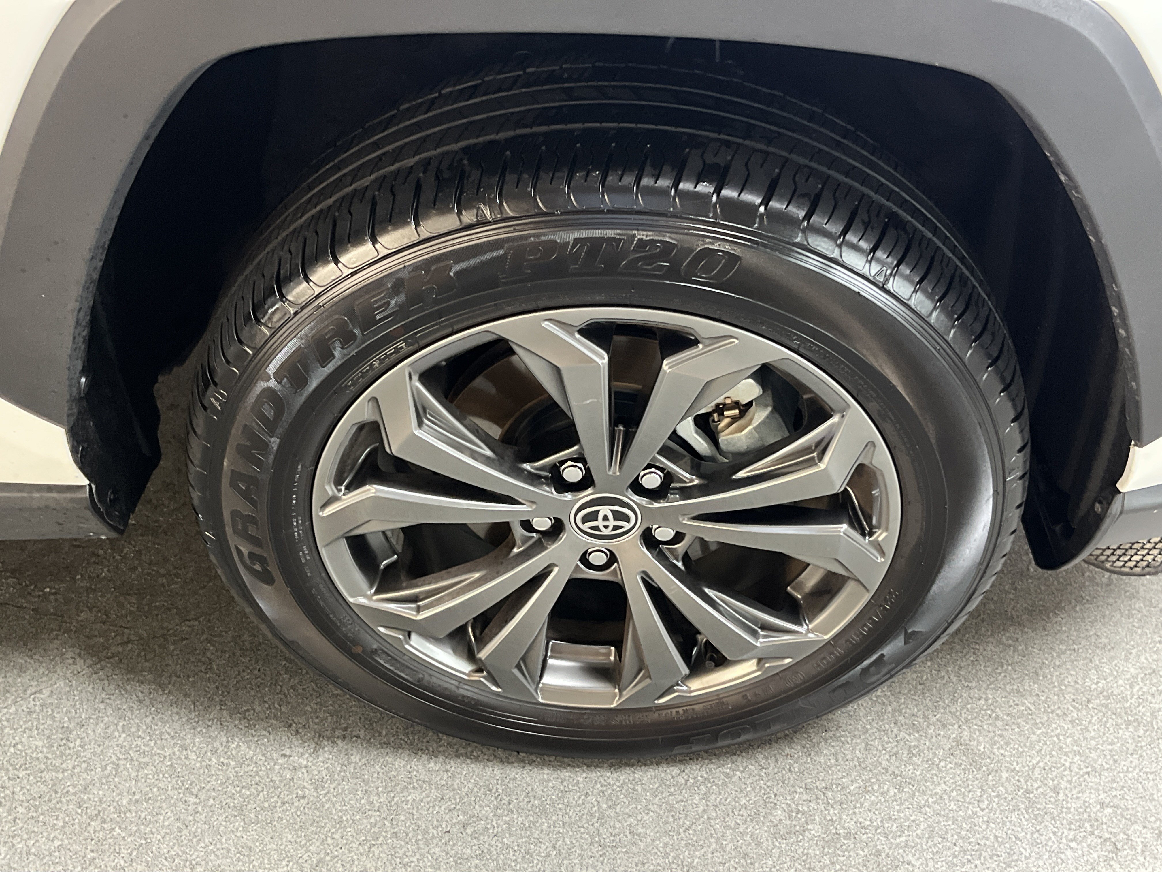 Certified 2025 Toyota RAV4 XLE Premium AWD/4WD image 13