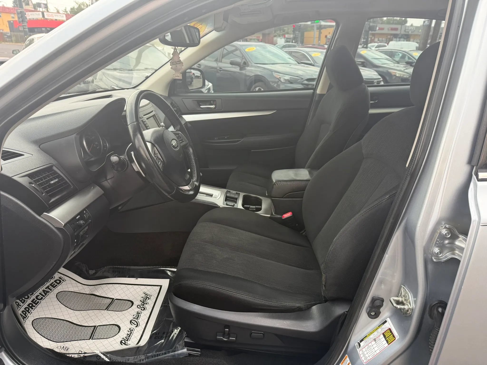 Used 2014 Subaru Legacy 2.5i Premium w/ Moonroof Package AWD/4WD image 10