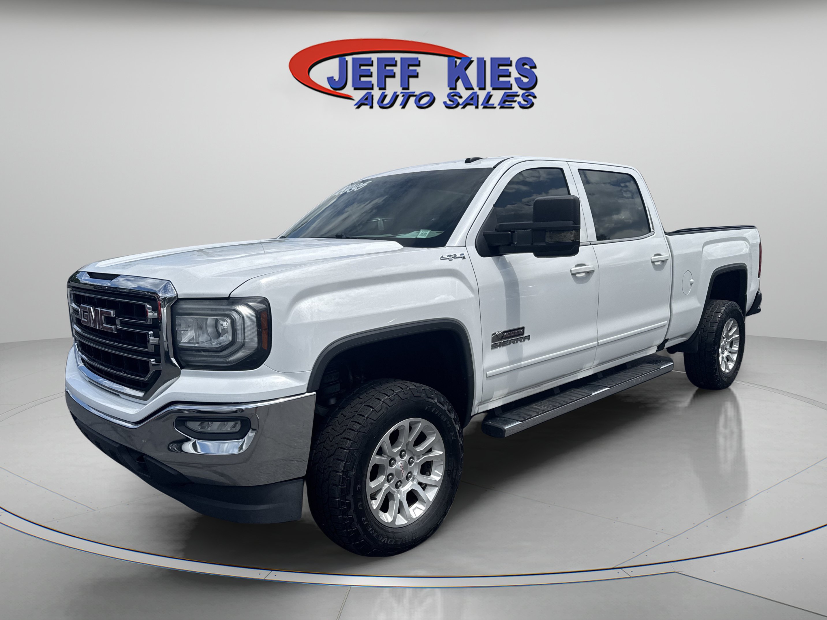 Used 2016 GMC Sierra 1500 SLE w/ Max Trailering Package AWD/4WD image 1