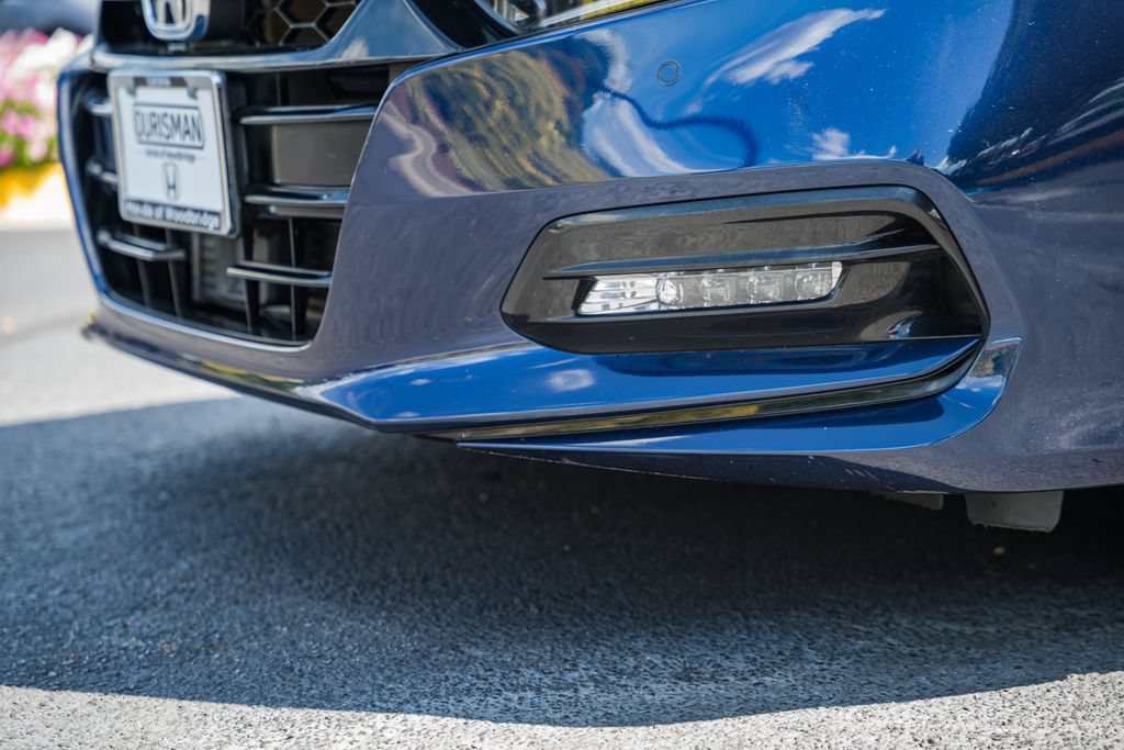 Used 2018 Honda Accord Touring image 14