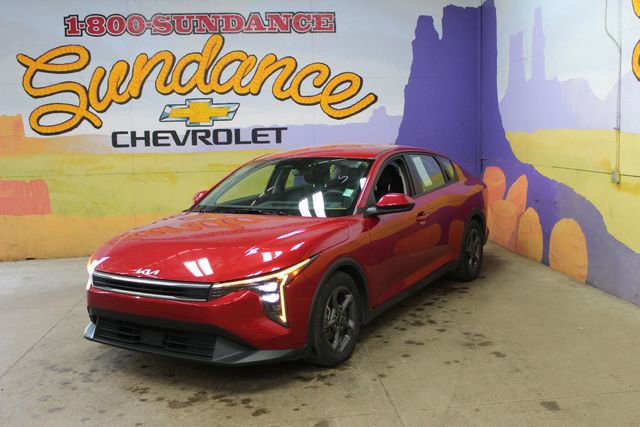 Used 2025 Kia K4 FWD image 2