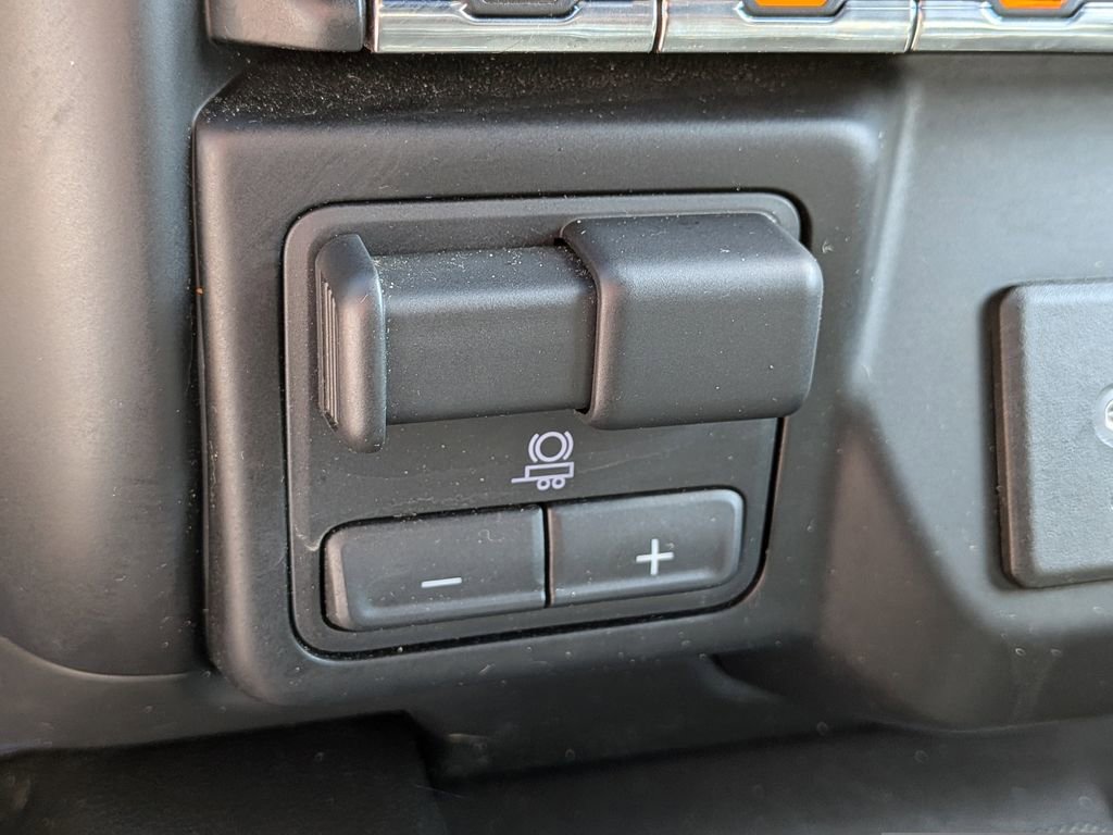 Used 2020 Chevrolet Silverado 2500 High Country image 25