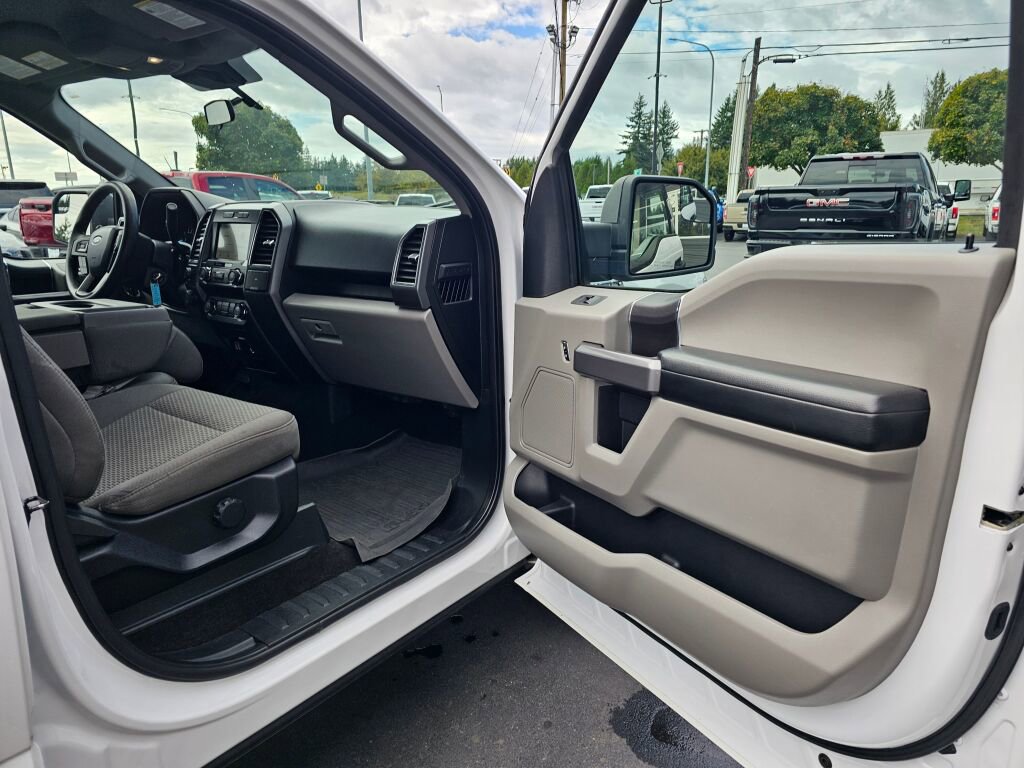 Used 2019 Ford F150 XLT w/ Trailer Tow Package image 15