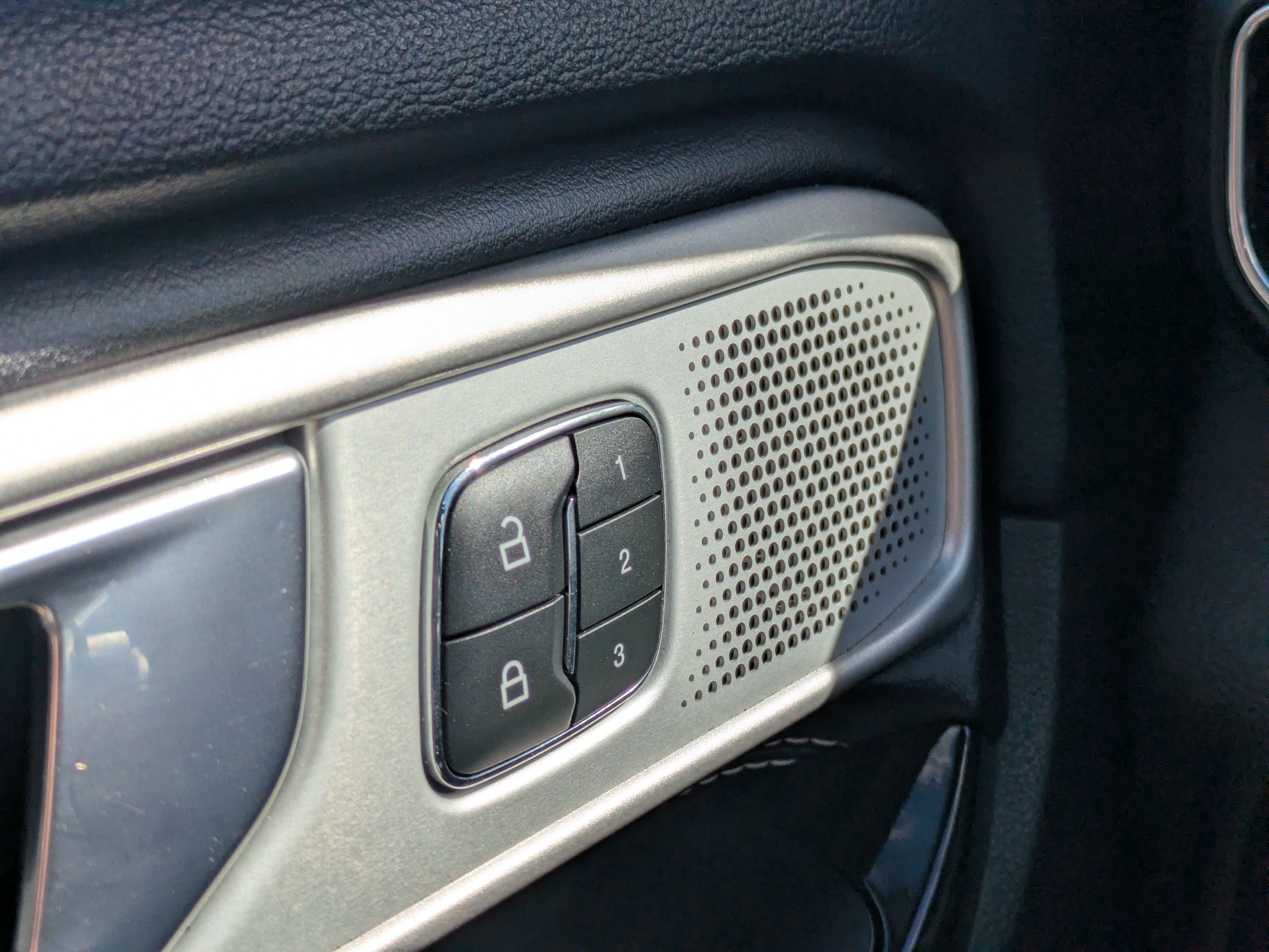 Used 2022 Ford Explorer ST w/ Equipment Group 401A AWD/4WD image 27