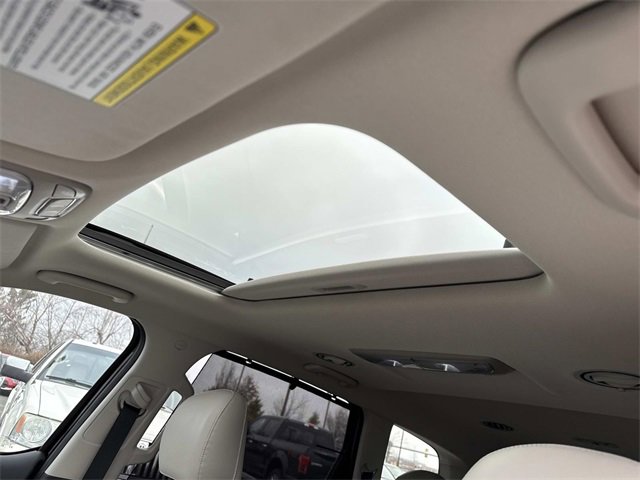 Used 2021 Kia Telluride EX w/ EX Premium Package image 16