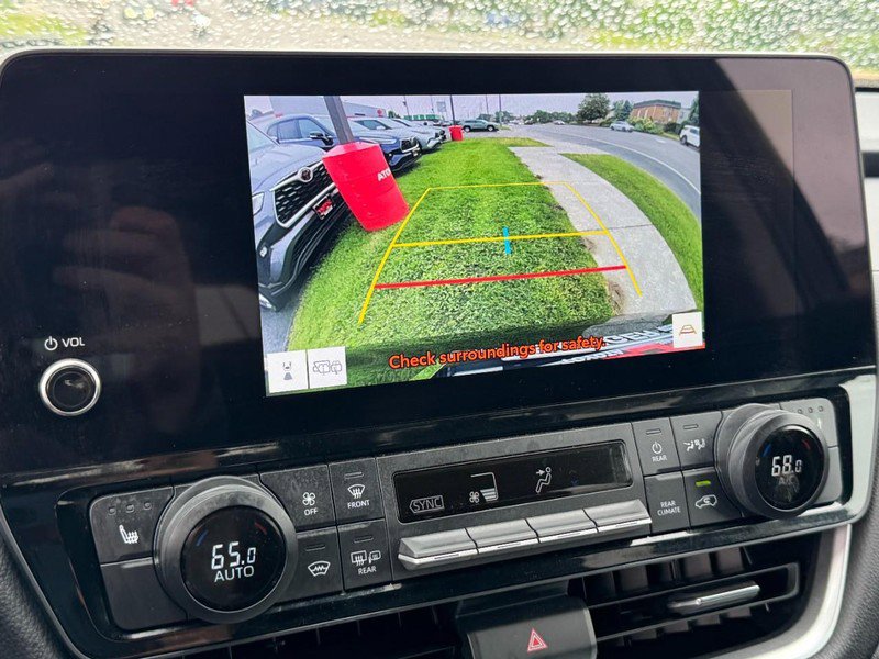 Certified 2024 Toyota Grand Highlander AWD image 21