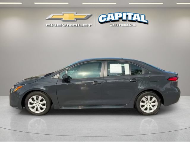 Used 2024 Toyota Corolla LE FWD image 2