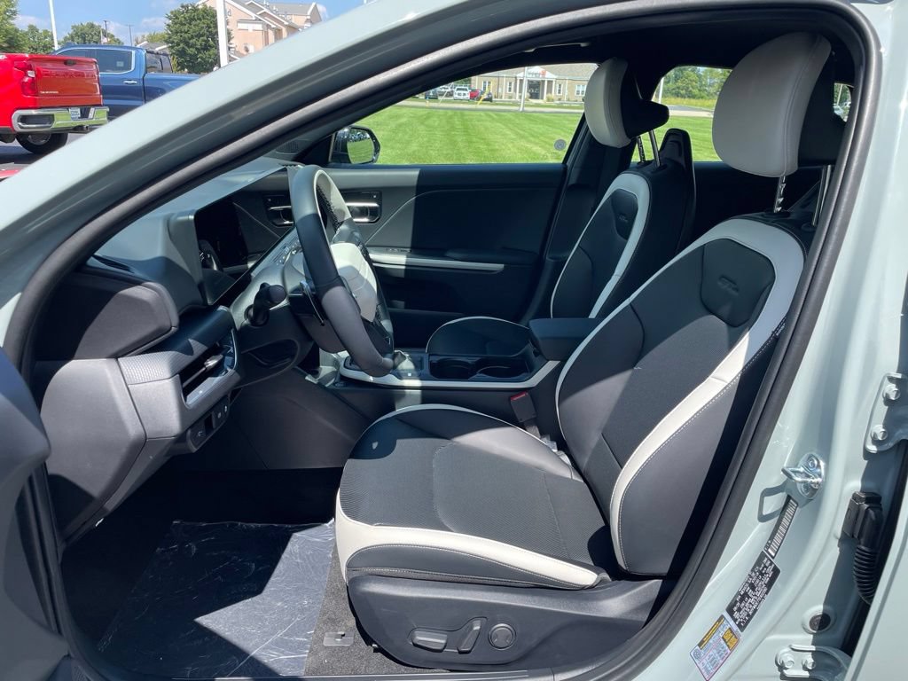 New 2026 Kia K4 GT-Line FWD image 8