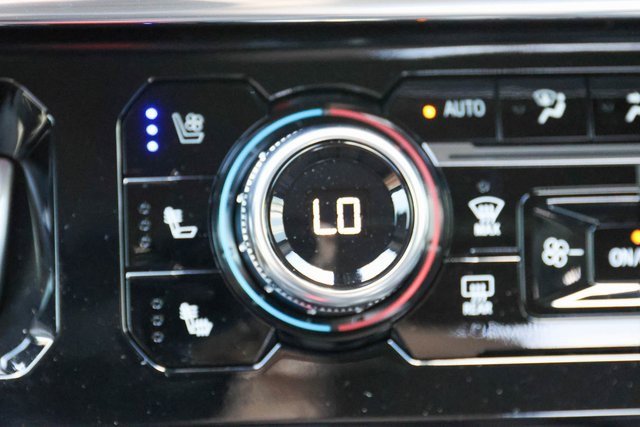 New 2026 GMC Sierra 3500 Denali w/ Technology Package image 25