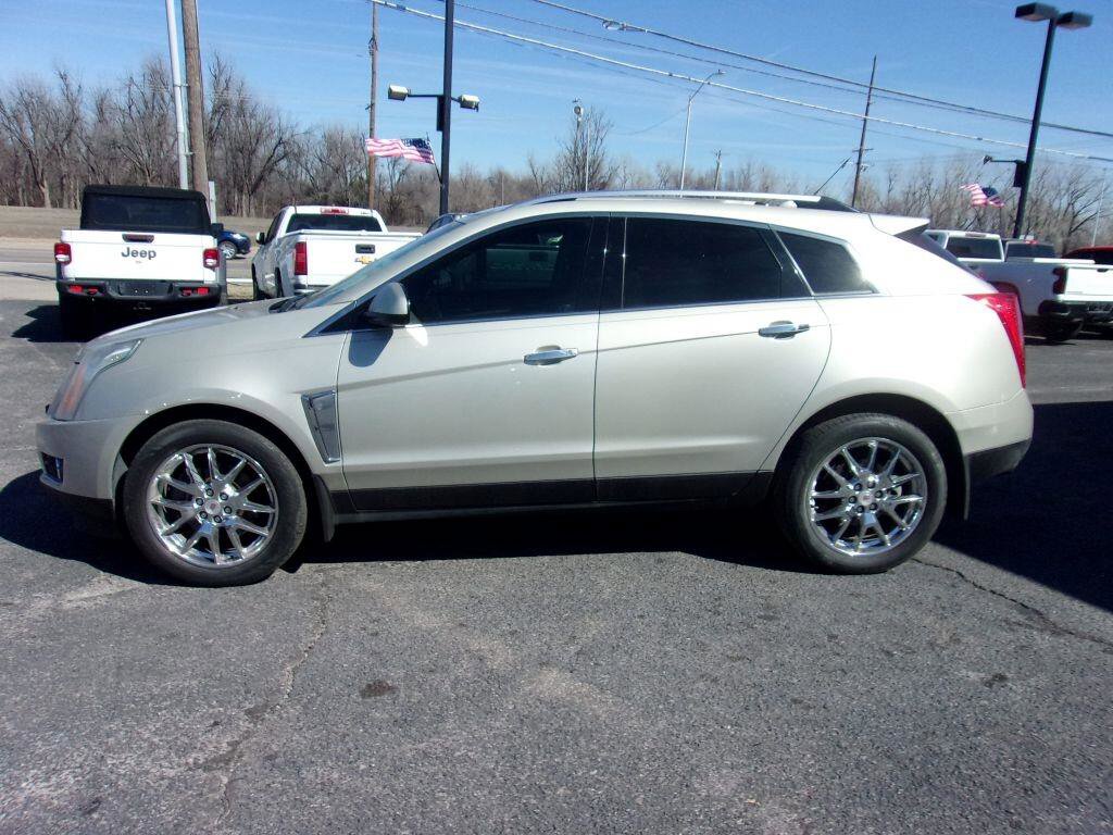Used 2015 Cadillac SRX Premium FWD image 2