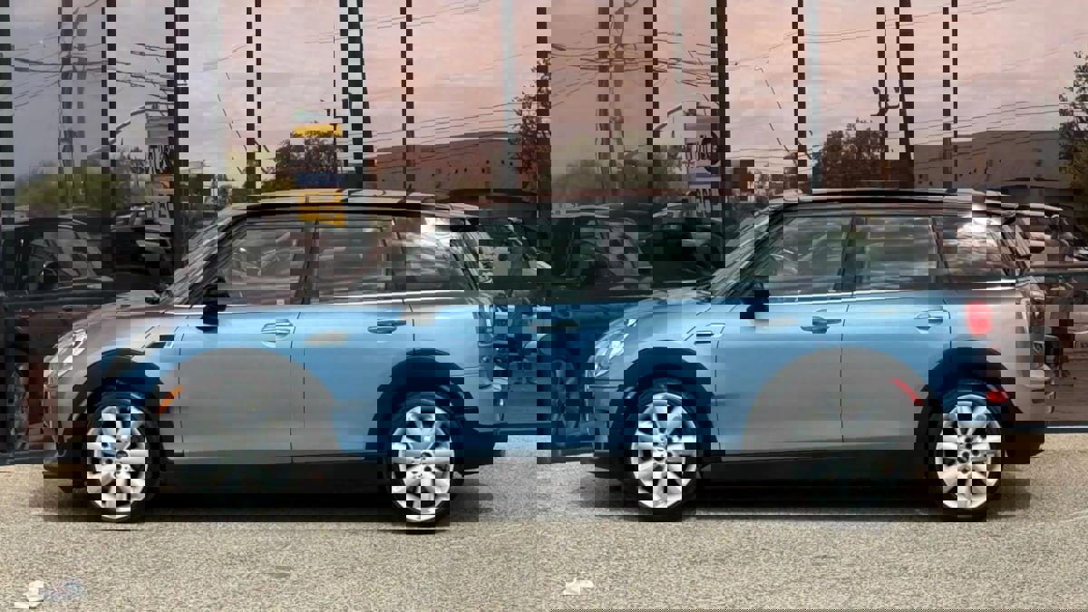 Used 2016 MINI Cooper Clubman image 5