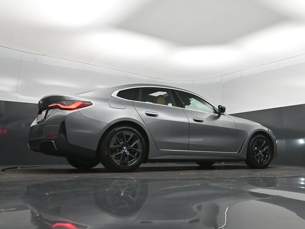 Certified 2023 BMW i4 eDrive35 RWD image 42