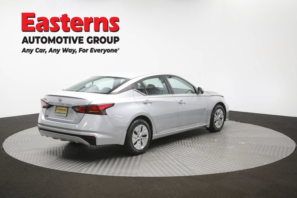 Used 2023 Nissan Altima 2.5 S FWD image 39
