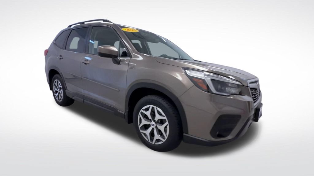Used 2021 Subaru Forester Premium AWD/4WD image 2