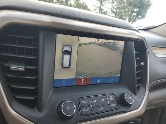 Used 2018 GMC Acadia Denali w/ Technology Package AWD/4WD image 28