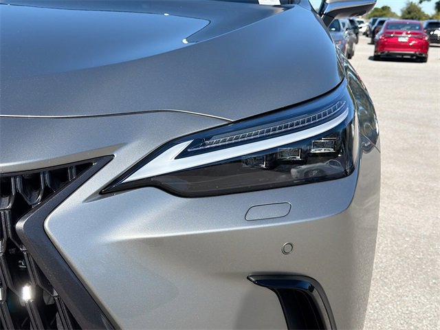 New 2026 Lexus NX 450h+ NX 450h+ Luxury image 9