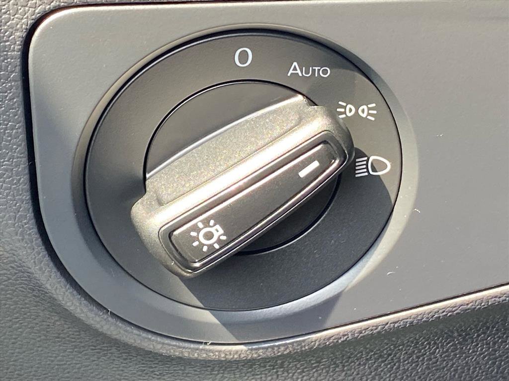 Certified 2024 Volkswagen Tiguan S image 14