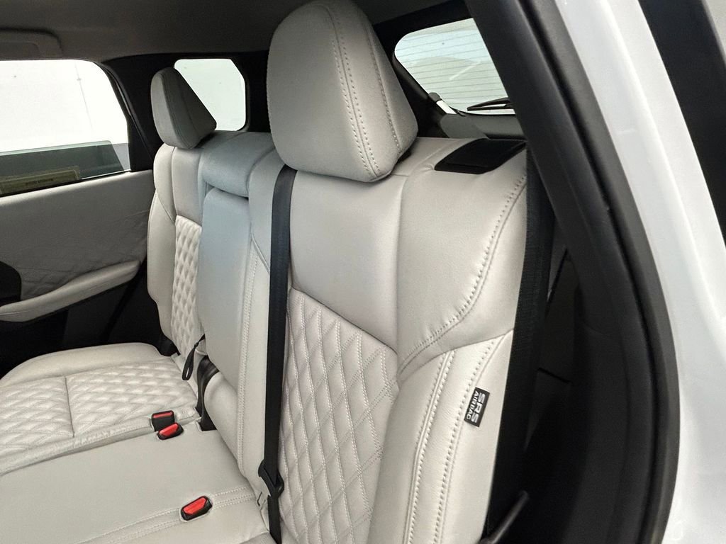 Used 2022 Mitsubishi Outlander SEL image 25