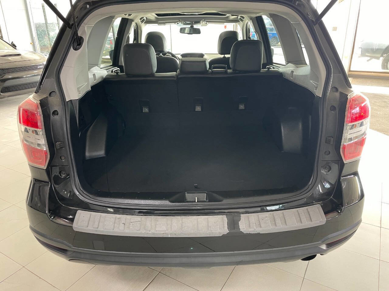 Used 2015 Subaru Forester 2.5i Limited image 7