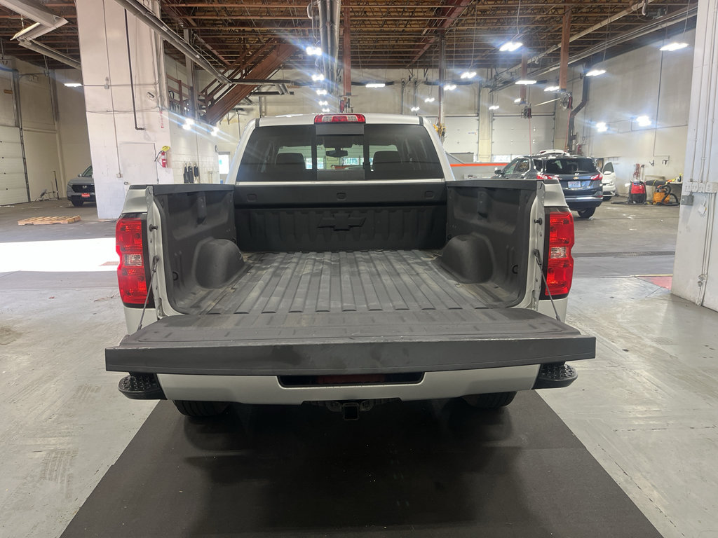 Certified 2018 Chevrolet Silverado 1500 LT w/ All Star Edition AWD/4WD image 26