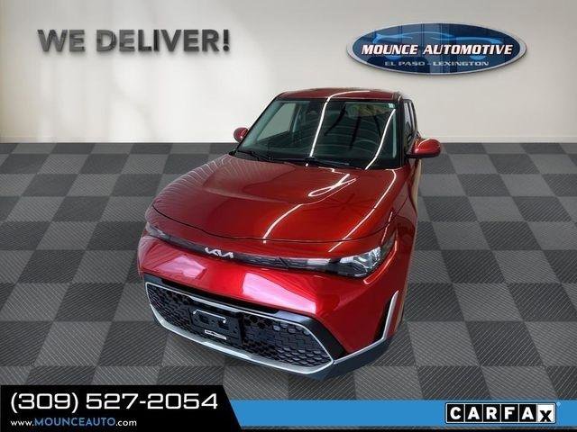 Used 2023 Kia Soul LX w/ LX Technology Package FWD image 3