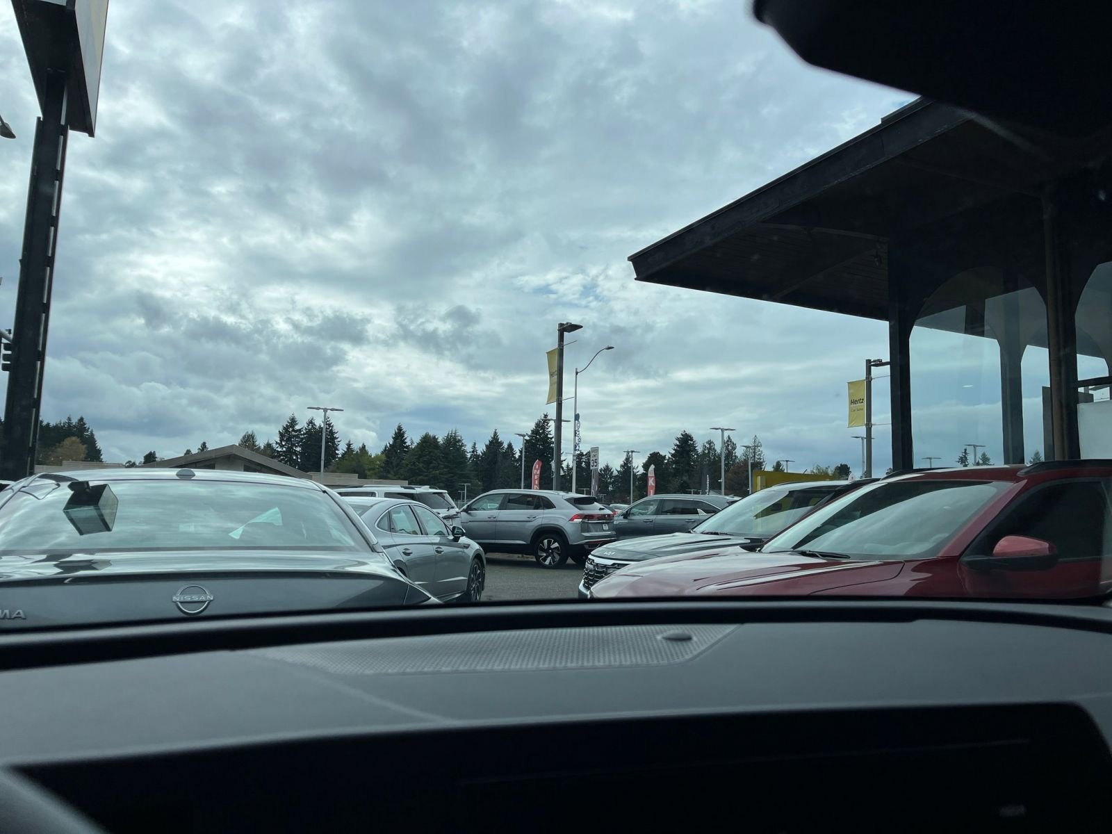 Used 2025 Kia Sportage LX image 17