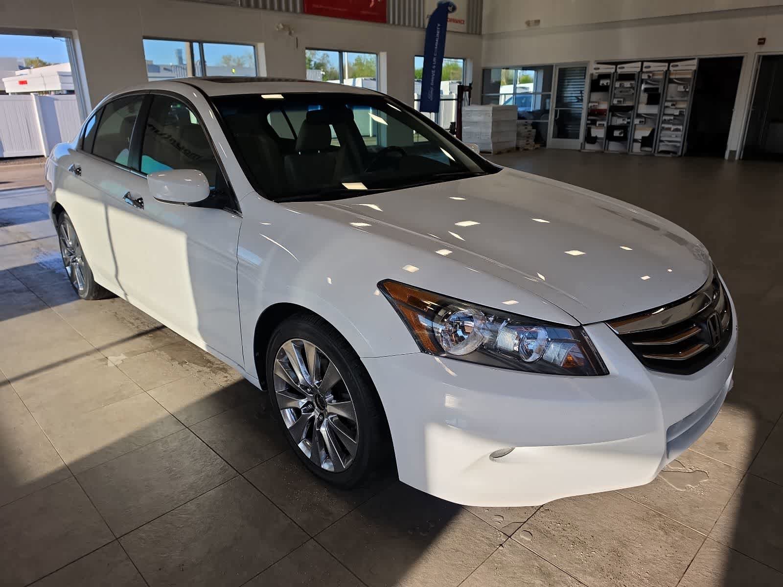 Used 2011 Honda Accord EX-L image 5