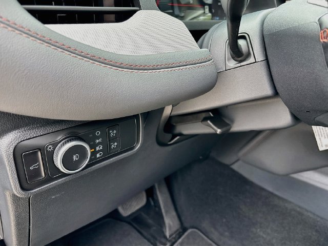 New 2026 Ford Explorer Active w/ Active Comfort Package RWD image 10