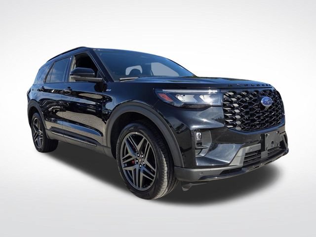 Certified 2025 Ford Explorer ST-Line w/ ST-Line Street Pack AWD/4WD image 1