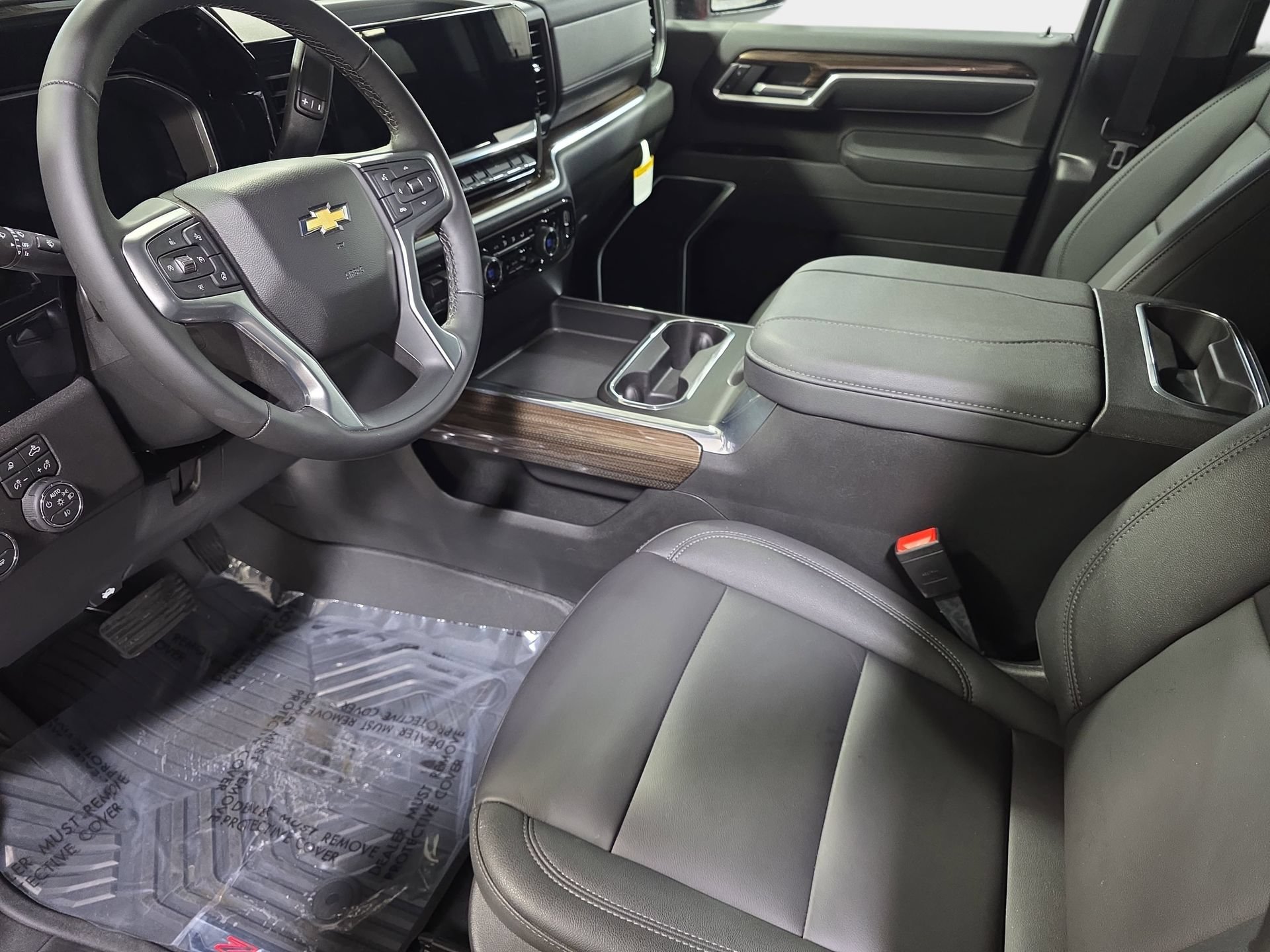 Used 2026 Chevrolet Silverado 2500 LT w/ Safety Package AWD/4WD image 15