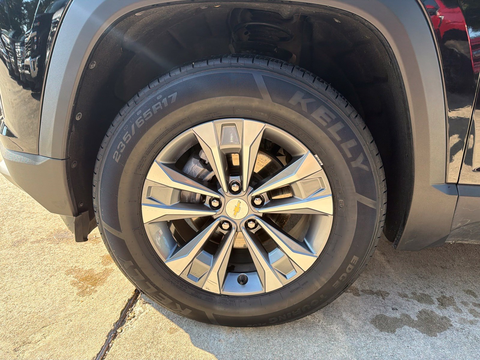 Used 2025 Chevrolet Equinox LT w/ Convenience Package II FWD image 7