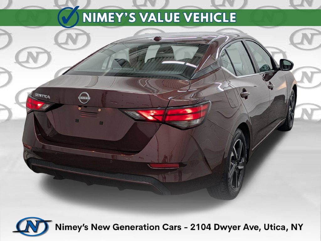 Used 2025 Nissan Sentra SV FWD image 2