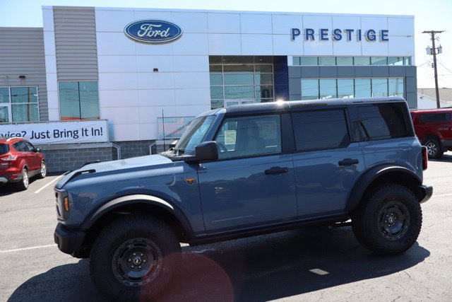 Used 2025 Ford Bronco Badlands w/ Sasquatch Package AWD/4WD image 4