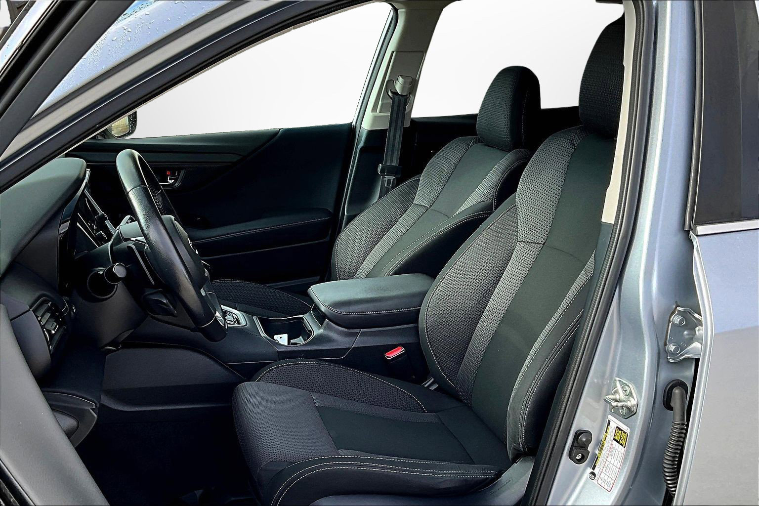 Used 2021 Subaru Outback Premium image 16