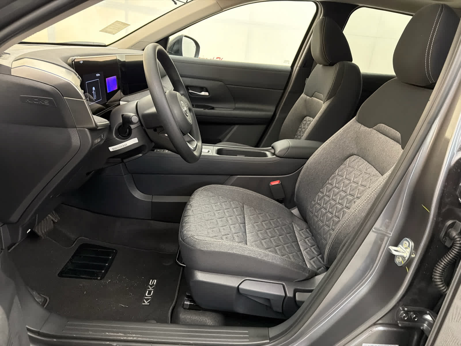 New 2026 Nissan Kicks SV w/ SV Premium Package FWD image 14