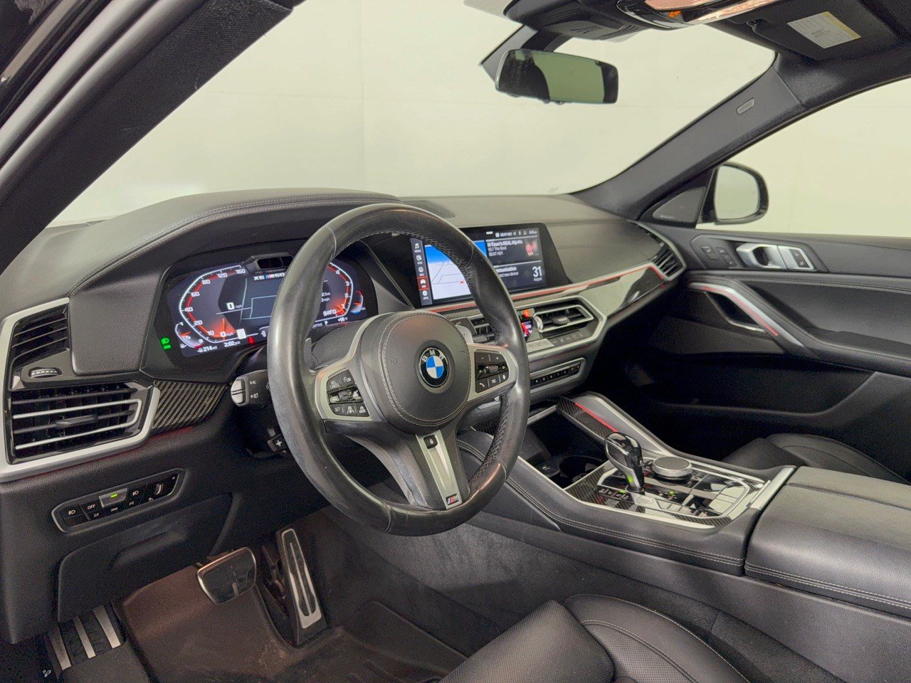 Used 2021 BMW X6 M50i AWD/4WD image 4