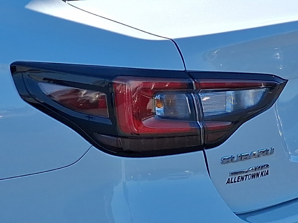 Used 2024 Subaru Legacy Limited AWD/4WD image 9