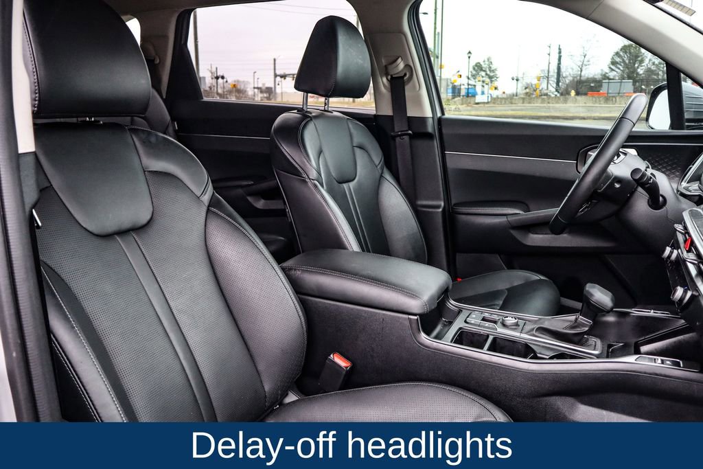 Used 2025 Kia Sorento S w/ Panoramic Sunroof Package image 15