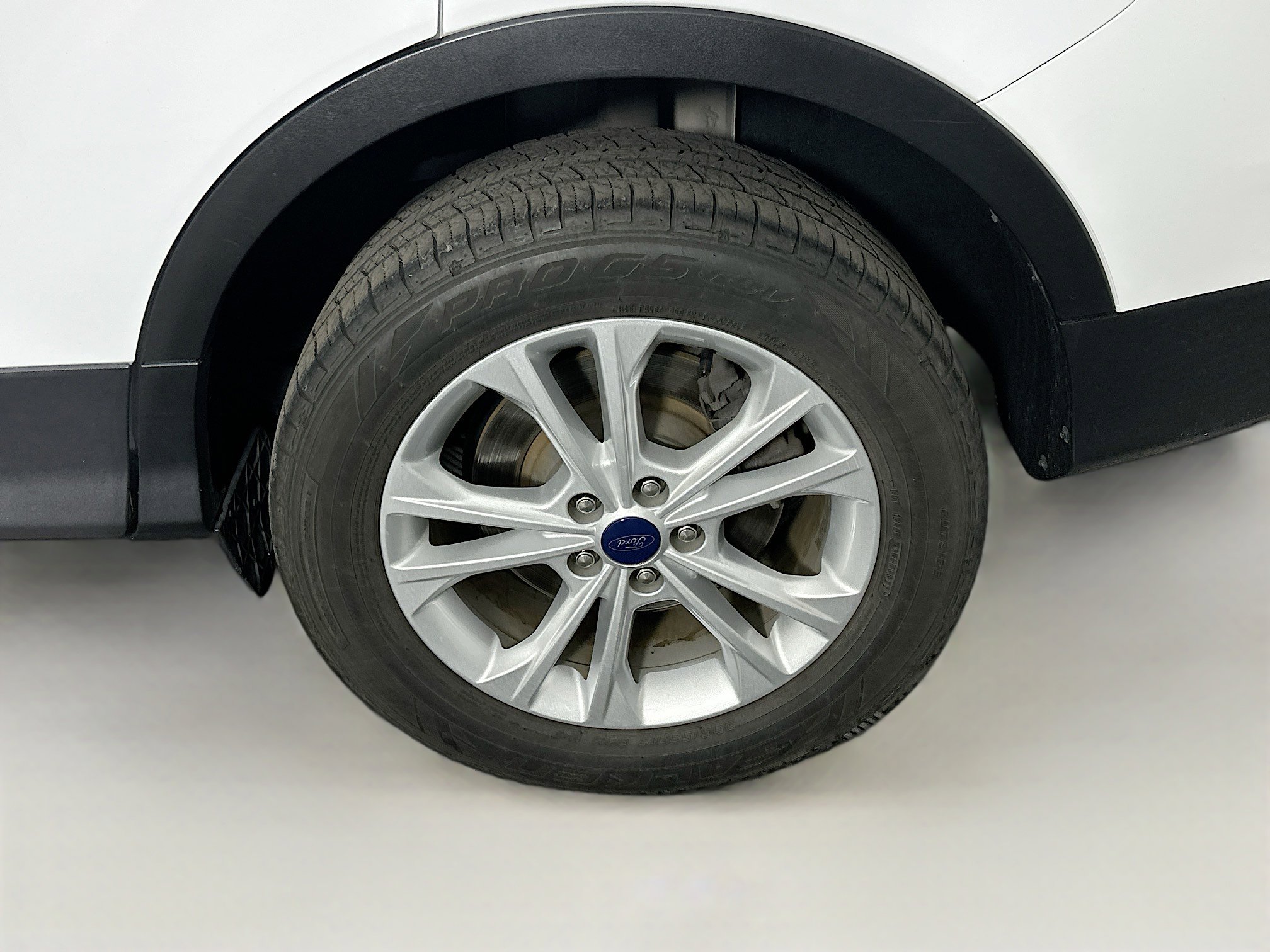 Used 2018 Ford Escape SE image 11