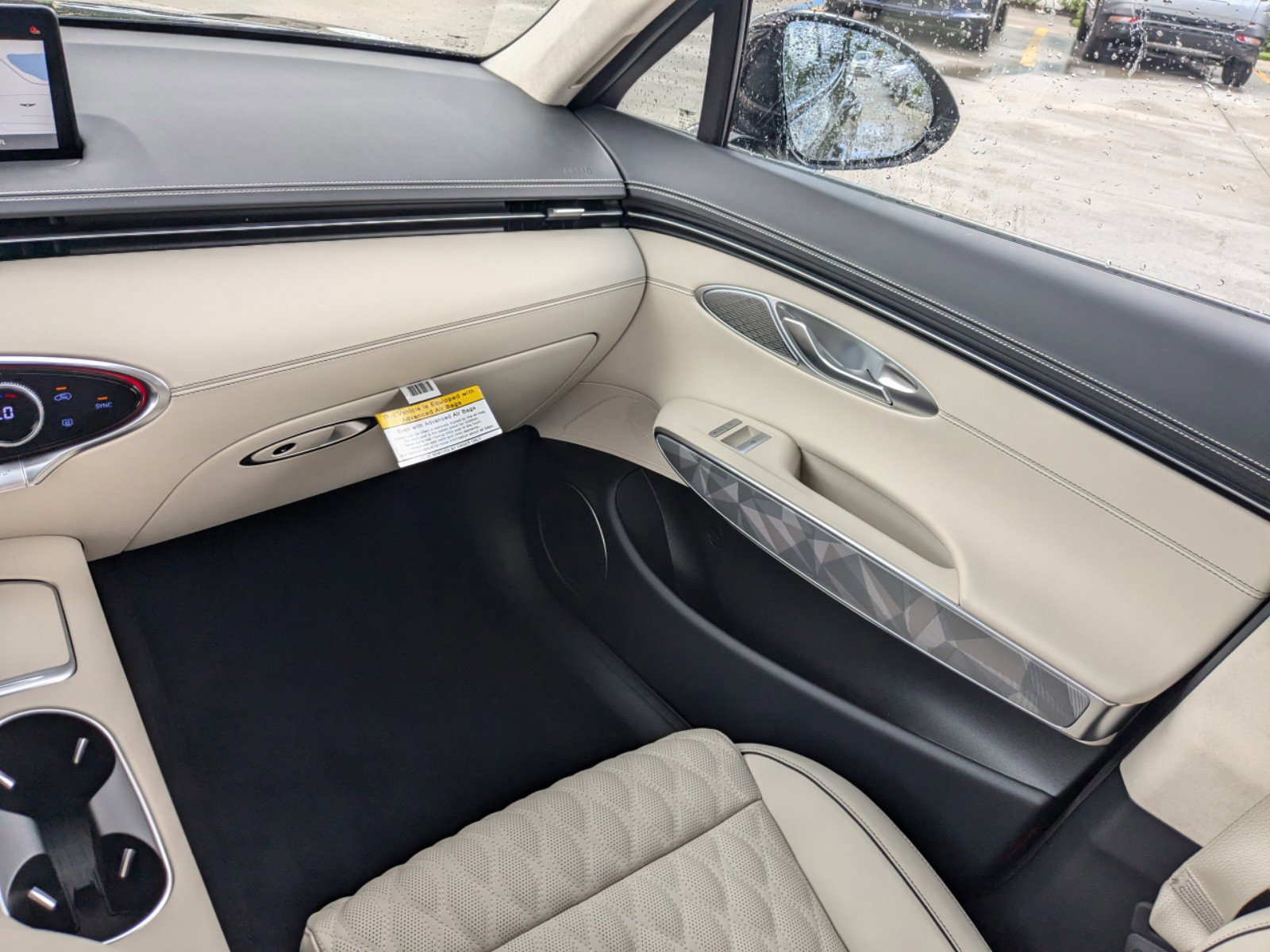 New 2025 Genesis GV70 3.5T Sport w/ Sport Advanced Package AWD/4WD image 12