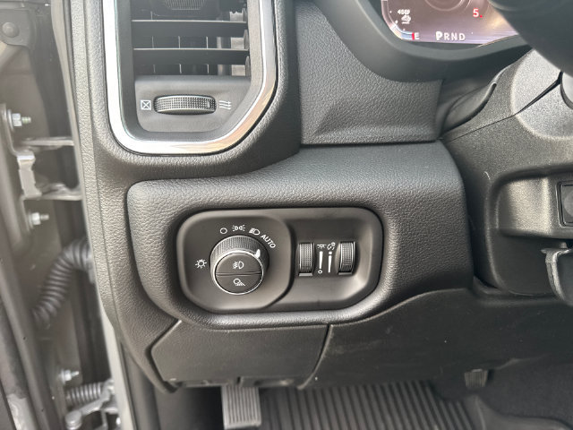 New 2027 RAM 2500 Laramie AWD/4WD image 13