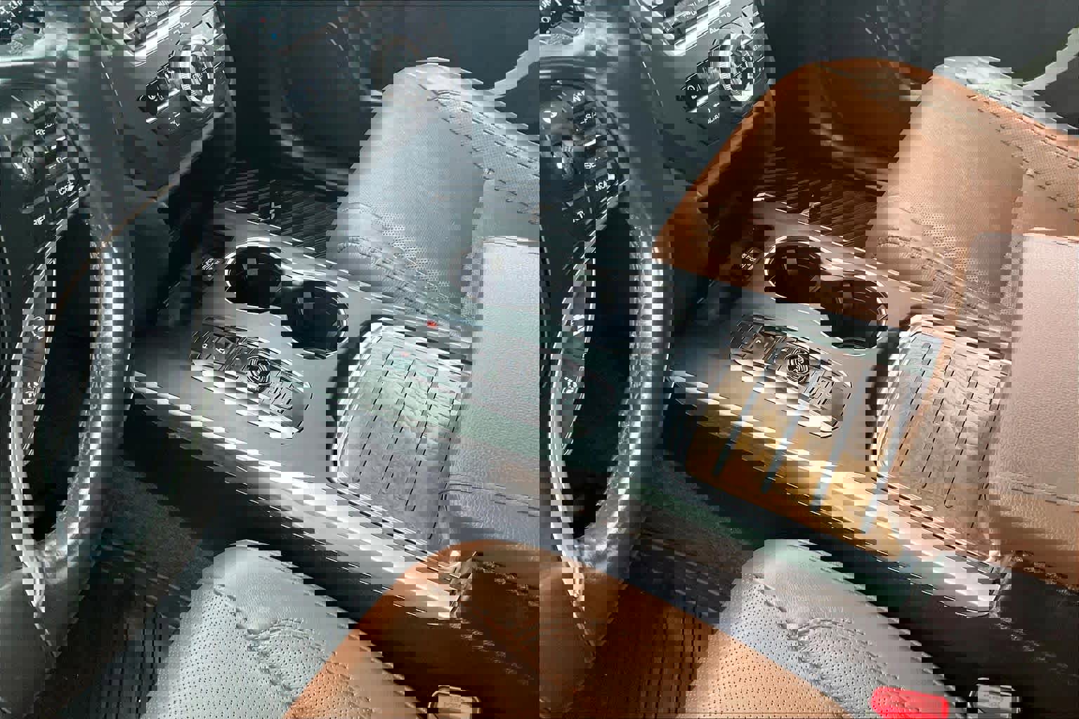 Used 2019 Acura MDX w/Technology Pkg image 18