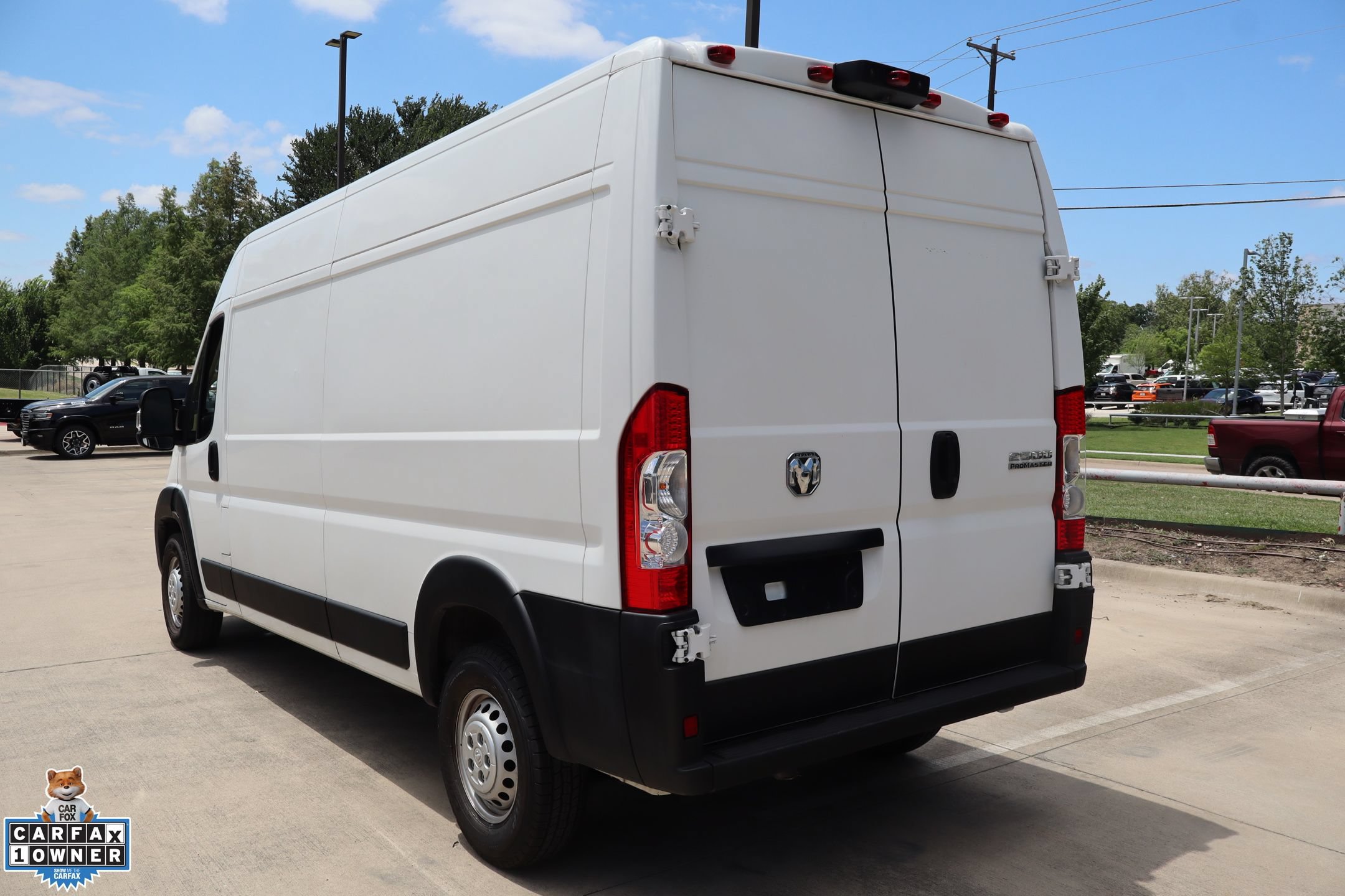 Used 2025 RAM ProMaster 2500 w/ Convenience Group FWD image 6