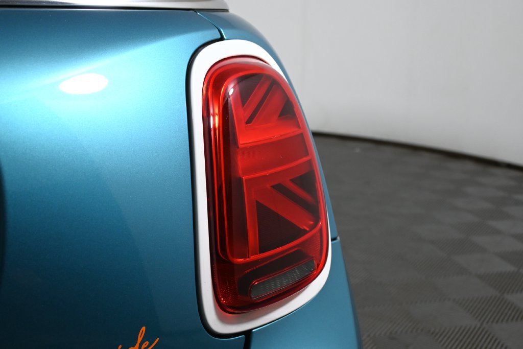Used 2024 MINI Cooper S w/ Seaside Edition FWD image 21