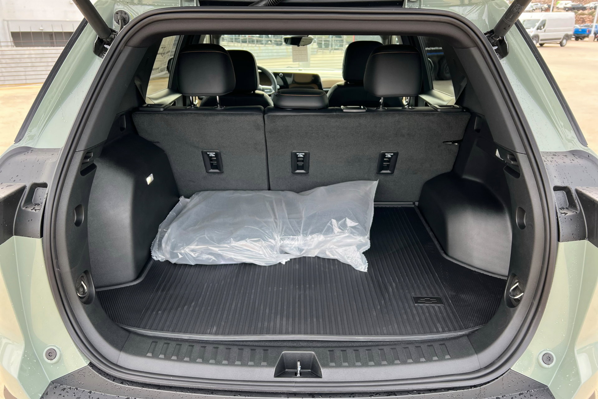 New 2026 Chevrolet Equinox ACTIV image 23