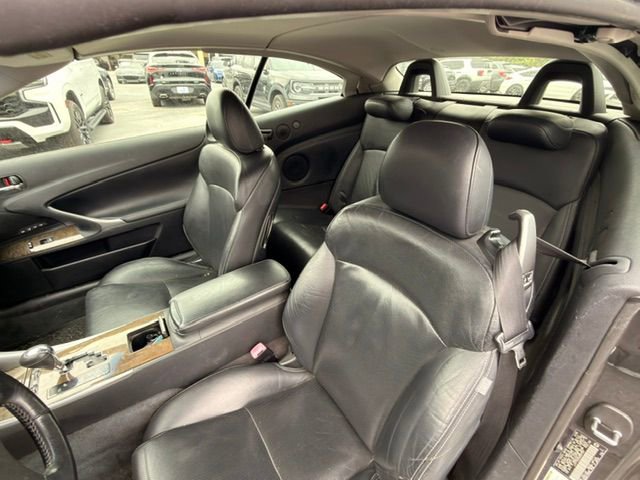 Used 2010 Lexus IS 250C RWD image 3